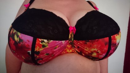 budapest, bikini, st-tropez, st-tropez-bikini, ewa-michalak, ewa-michalak-lingerie, fuller-cup-bras, fuller-bust-bras, big-boobs, bigger-cup-bras, bras-for-the-bigger-bust, pin-up-bra, roma-bra, klejnot-bra,