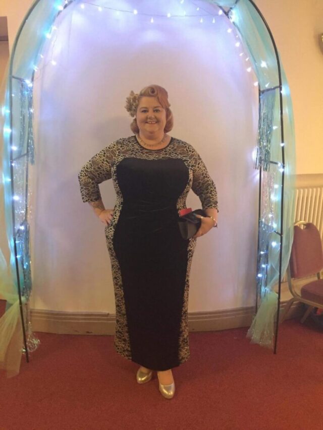 marvelettes, marvelchaps, most-marvellous-meetups, enchantment-under-the-sea, vintage-ball, vintage-life, vintage-style, vintage-events, plus-size-ballgown, plus-size-clothing, the-deco-theatre, back-to-the-future, DeLorean-car, the-jailbreakers, rose-devine, paul-ace, doc-brown, rocknroll, jiving, strolling, christmas-party, scarlett-and-jo, pin-up-girl-monica-dress, pin-up-curl-hair, pin-up-curl-hair-accessories