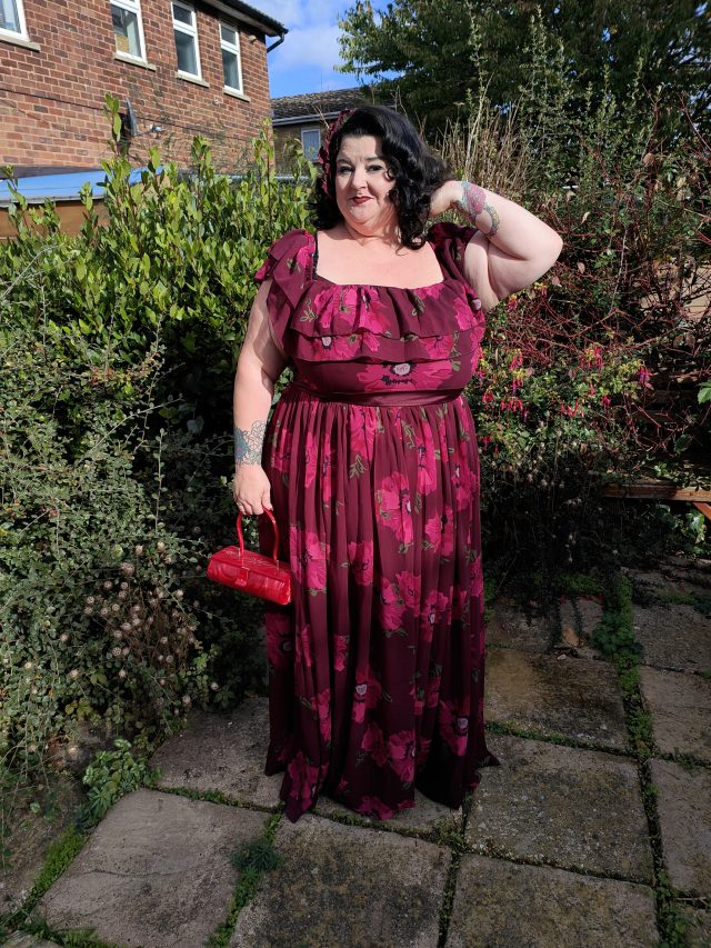 TKMaxx, TKMaxx Clothing, Plus Size Clothing, Plus Size dress, Maxi dress, size 26 style, Plus Size Model, Plus Size Fashion, Fatshionista,