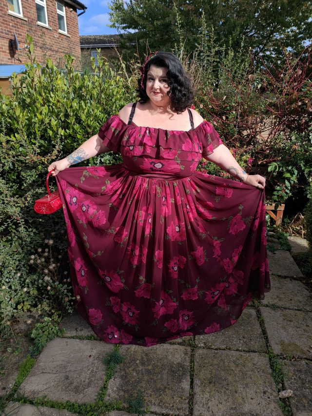 TKMaxx, TKMaxx Clothing, Plus Size Clothing, Plus Size dress, Maxi dress, size 26 style, Plus Size Model, Plus Size Fashion, Fatshionista,