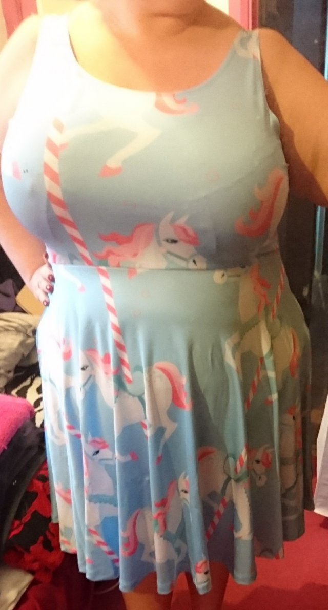 cow-cow, cow-cow-dress, skater-dress, carousel-horse, horse, plus-size, plus-size-fashion, fashionista, plus-size-blogger, plus-size-dresses, funky-clothing, 