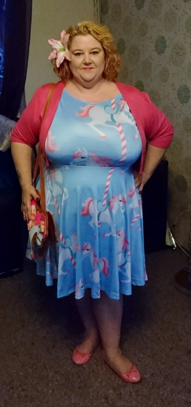 cow-cow, cow-cow-dress, skater-dress, carousel-horse, horse, plus-size, plus-size-fashion, fashionista, plus-size-blogger, plus-size-dresses, funky-clothing, 