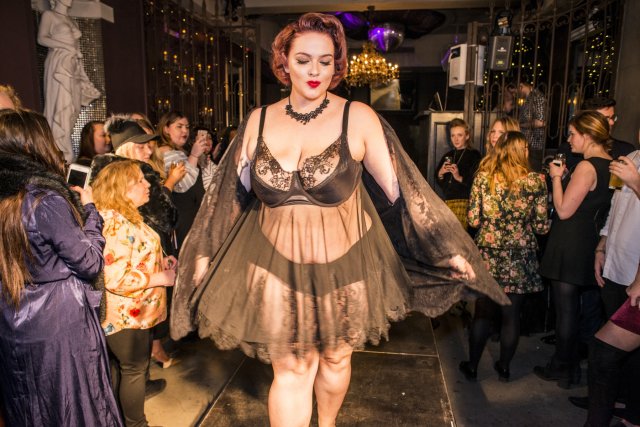 viva-voluptous, viva-launch, viva-voluptuous-collection, lingerie, plus-size-lingerie, jewel-piccadilly, london-events, blogging-event, VIP-launch, VIP-blogger, plus-size-blogging, plus-size-blogger, award-winning-blogger, corsets, babydolls, stockings, kimono-robes,