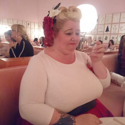london, theatre-trip, sketch-london, blogger-bestie, disneys-aladdin, afternoon-tea, train-travel, vintage-girl, vintage-style, pin-up-girl-clothing, secret-plus-size-goddess, plus-size-bloggers, ps-blogger, lego-store, carnaby-street