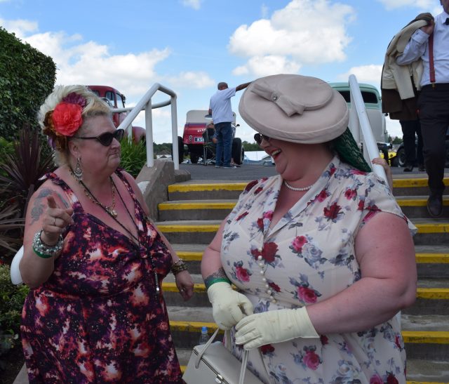 how chow, leicester vintage carnival, hell bunny dress, plus size blogger, vintage blogger, theodore, vintage style, vintage events, custom cars, classic car show, 