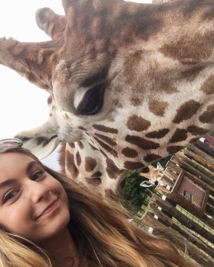 Chessington World of Adventures, Chessington Zoo, Sealife Centre, Zookeeper for the day, Carnivore keeper, Family Days out in the UK, Theme Park, UK Days Out