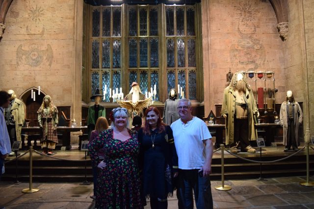 harry potter, warner brothers studio, harry potter studio tour, forbidden forest, diagon alley, hogwarts, watford, butterbeer, platform 9 3/4, hogsmead, dobby, fawkes, behind the scenes, pottermore, hufflepuff forever