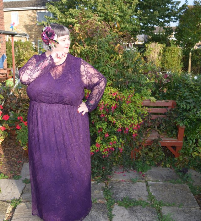 yours clothing, maxi dress, lace dress, plus size fashion, plus size clothing, psblogger, plus size woman, plus size model, lace dress, purple dress, long dress, occasion wear, hair flowers, flowers by Janey_67