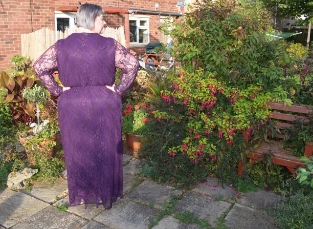 yours clothing, maxi dress, lace dress, plus size fashion, plus size clothing, psblogger, plus size woman, plus size model, lace dress, purple dress, long dress, occasion wear, hair flowers, flowers by Janey_67
