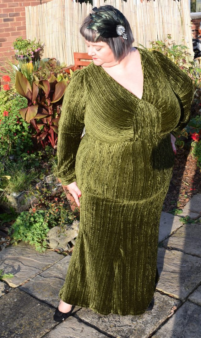 voodoo vixen, olive dress, molly dress, nicki dress, velvet dress, thirties style, londonedge, velvet gown, plus size, evening wear, plus size vintage, repro vintage, plus size vintage fashion