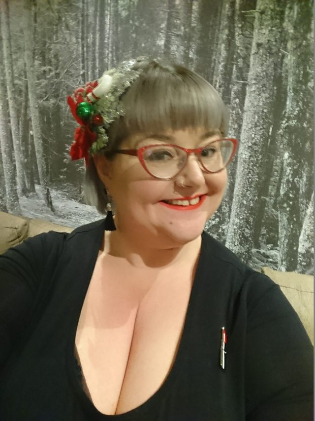 retropeepers, retro glasses, glasses, vintage style glasses, spectacles, retro specs, specs by post, amys vintage, vintage style, plus size vintage, plus size girl, bodiposi, cats eye glasses