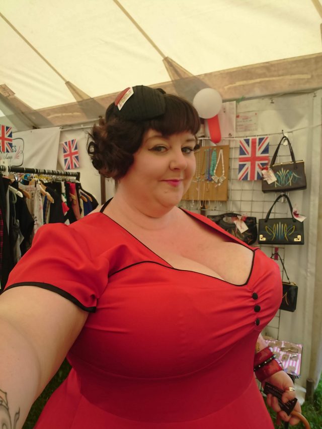 enfield vintage pageant, modelling, catwalk, lindybop dress, hotties vintage, miss ava's millinery, rock n roll, strolling, house of drewvid, car rally, vintage event, uk vintage, plus size girl, plus size model, plus size clothing, plus size fatshionista