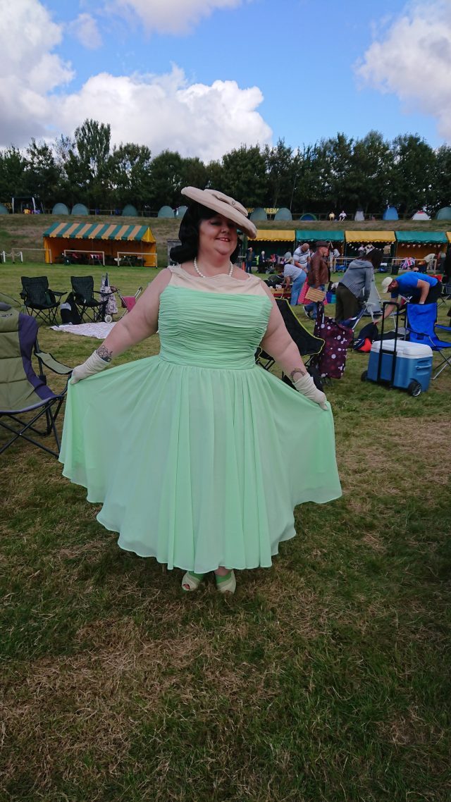 Betty Blue Vintage dresses, johnsons shoes, original vintage, hat porn, hat queen, velvet hats, vintage hats, twinwood festival, twinwood 2018, carl brown hair, vintage style dresses, vintage style clothing, corset wearer, plus size corsets