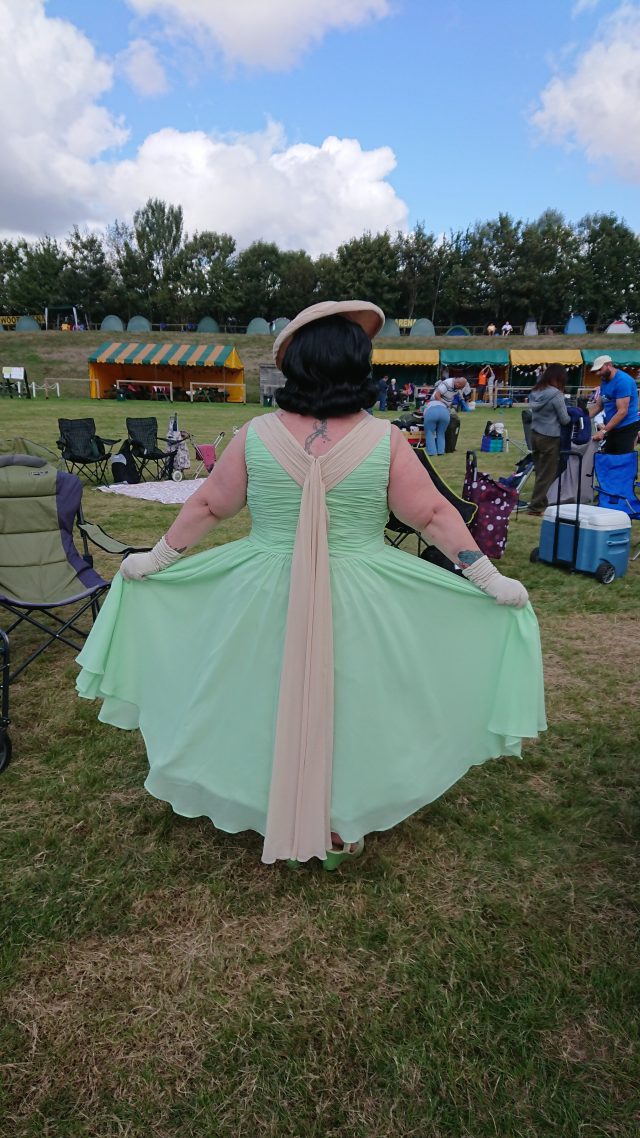 Betty Blue Vintage dresses, johnsons shoes, original vintage, hat porn, hat queen, velvet hats, vintage hats, twinwood festival, twinwood 2018, carl brown hair, vintage style dresses, vintage style clothing, corset wearer, plus size corsets