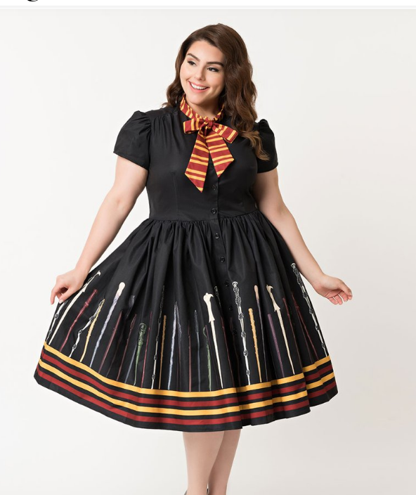 circus clothing, circus jewellery, the greatest skirt on earth, unique vintage clothing, unique vintage skirt, unique vintage dress, plus size vintage clothing, plus size vintage style, plus size fashion, plus size fatshion, fatshionista, plus size blogger, plus size bloggers, plus size model, plus size clothing, body positivity, bo-po warrior