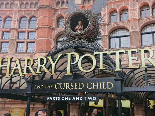Harry Potter. Harry Potter and the Cursed Child. West End Theatre., London Theatre, Theatre Trips. Blogger Adventures, Hermione Grainger, Ron Weasley, Hogwarts, Five Guys, Kings Cross, CrossTown Donuts