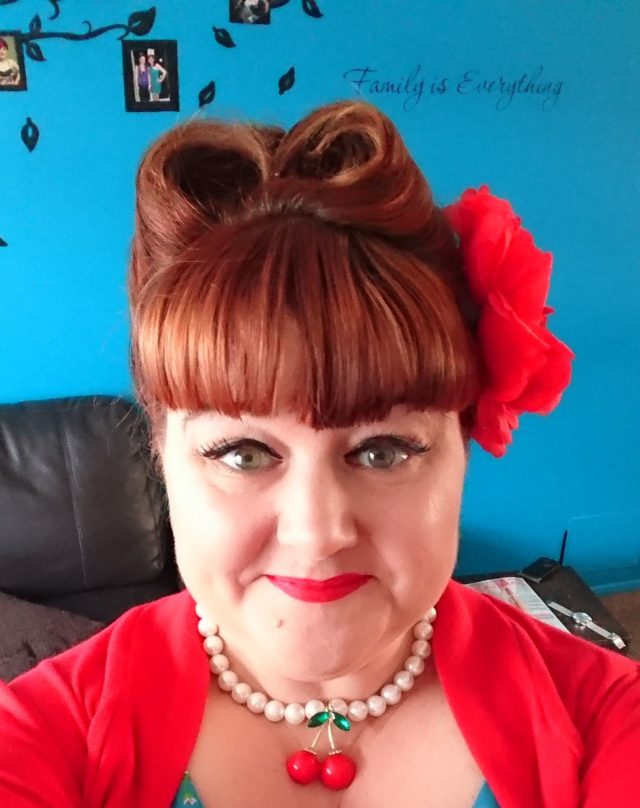 Viva Victory Rolls!