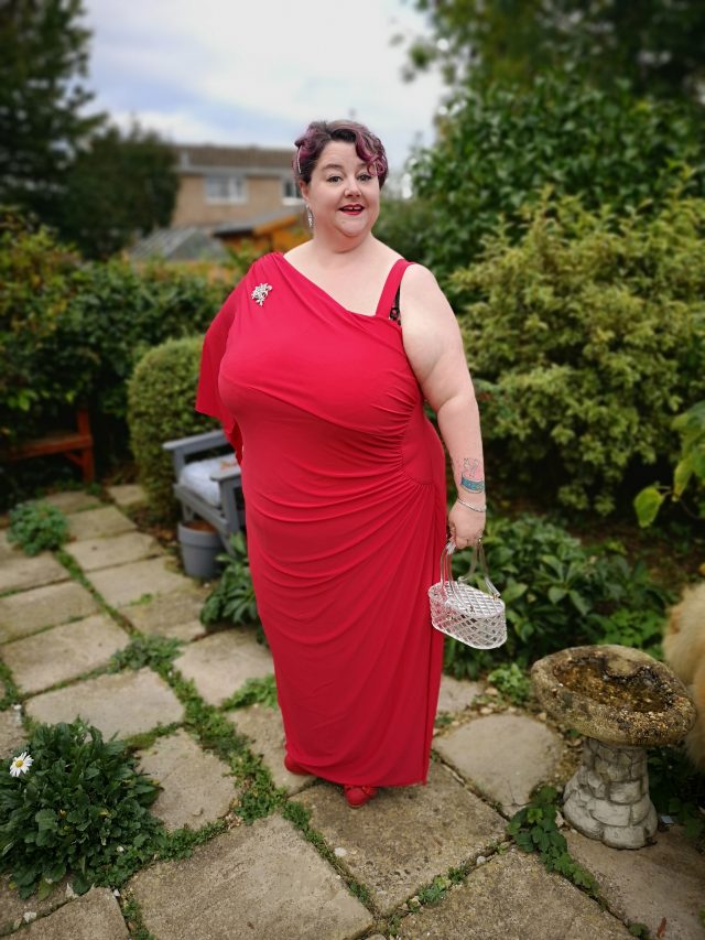 Joanna Hope, Joanna Hope Dresses, Ambrose Wilson, Plus Size Dresses, Plus Size Evening Gowns, Plus Size Glamour, Plus Size Fashion, Vintage Fashion, Grecian Dress, Grecian Column Dress, Red Dress, Red Evening Gown, 