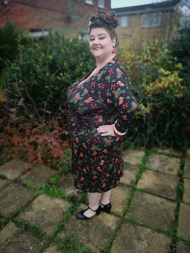 Joe Browns, Joe Browns Clothing, Joe Browns Dress, Plus Size Fashion, Plus Size Dresses, Vintage Style Dresses, Christmas Dress, Christmas Print, Size 26 Style, 