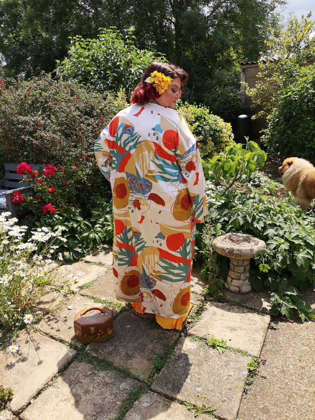 Shein, Shein Clothing, Shein Curve+, Kimono, Embroidered Kimono, Plus Size Kimono, Floral Kimono,Beach Pyjamas, 1930s Style Beach Pyjamas, Cape Sleeve Dress, Floral Dress, Swiss Dot Robe, Overdress, Afterpay, Plus Size Robes, Plus Size Dresses, Plus Size Clothing, Size 26 Style, Plus Size Fashion, Plus Size Fatshion, Plus Size Clothing Reviews, 