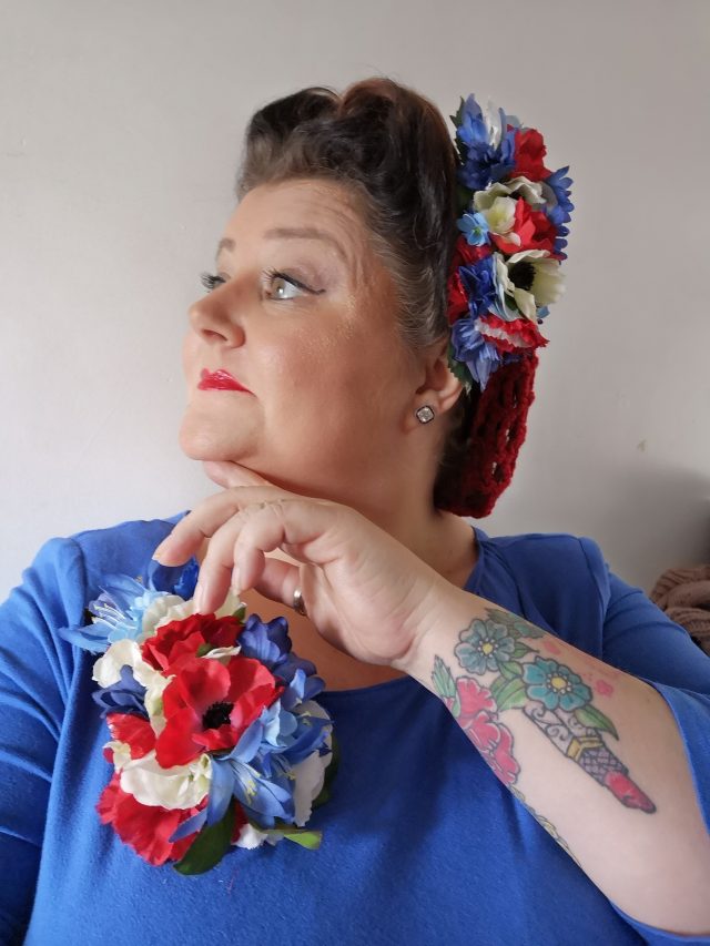 Vintage Hair, Vintage Hair Styling, Vintage Curls, Wet Set, Vintage Brush Out, Victory Rolls, Babylis Curl Secret, Sponge Rollers, Pin Curls, Hair Accessories, Hair Flowers, Hair Snood, Vintage Haircuts, Le Keux, House of Drewvid, Lucie Luella, Pin Up Curl, 