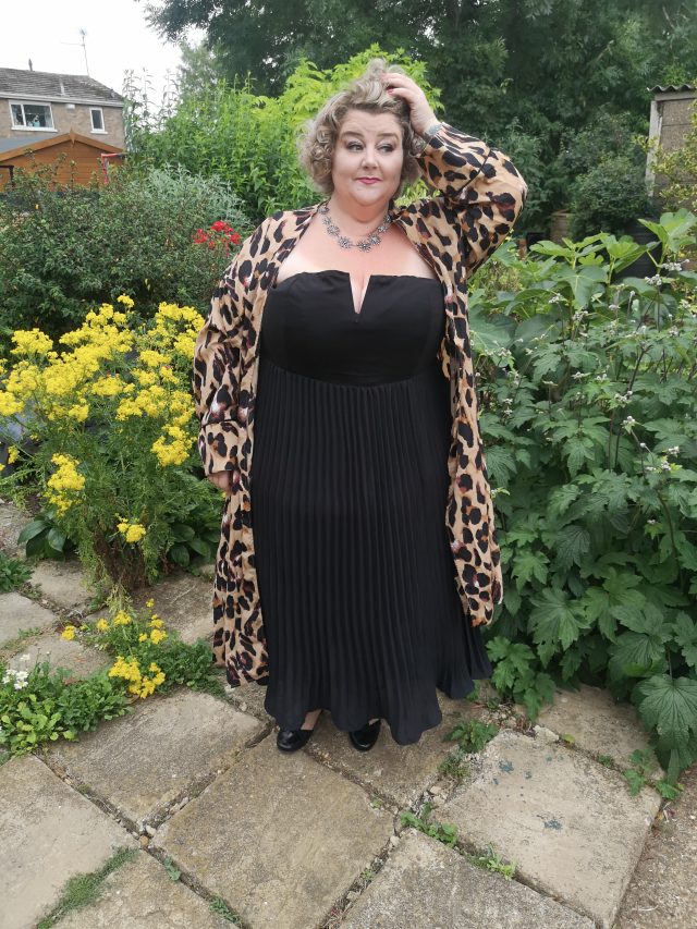 Leopard Print, Leopard, Shein Clothing, Shein Curve, Shein Gals, Shein GB, Shein Coats, Shein Dresses, Plus Size Fashion, Plus Size Style, Plus Size Clothing, Plus Size Fashionista, Size 26 Style, 