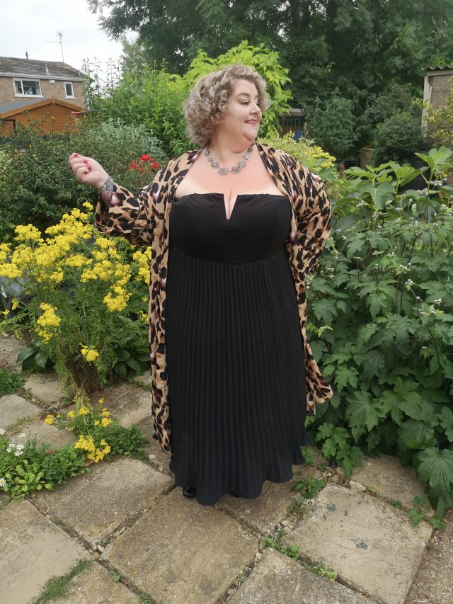 Leopard Print, Leopard, Shein Clothing, Shein Curve, Shein Gals, Shein GB, Shein Coats, Shein Dresses, Plus Size Fashion, Plus Size Style, Plus Size Clothing, Plus Size Fashionista, Size 26 Style, 