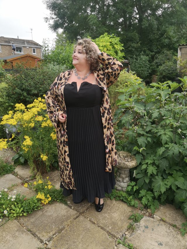 Leopard Print, Leopard, Shein Clothing, Shein Curve, Shein Gals, Shein GB, Shein Coats, Shein Dresses, Plus Size Fashion, Plus Size Style, Plus Size Clothing, Plus Size Fashionista, Size 26 Style, 