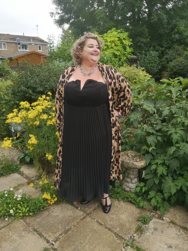 Leopard Print, Leopard, Shein Clothing, Shein Curve, Shein Gals, Shein GB, Shein Coats, Shein Dresses, Plus Size Fashion, Plus Size Style, Plus Size Clothing, Plus Size Fashionista, Size 26 Style, 