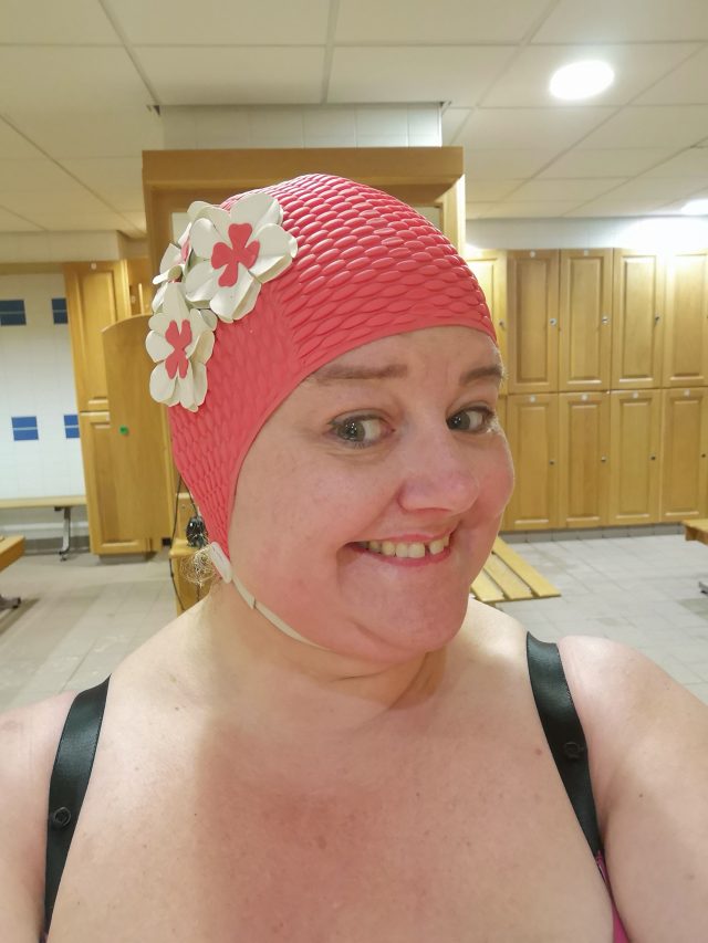 Swimming, Sponsored Swim, Raising Money, Fundraising, Knee Damage, Knee Issues, Mobility Issues, Chubby Mermaid, 