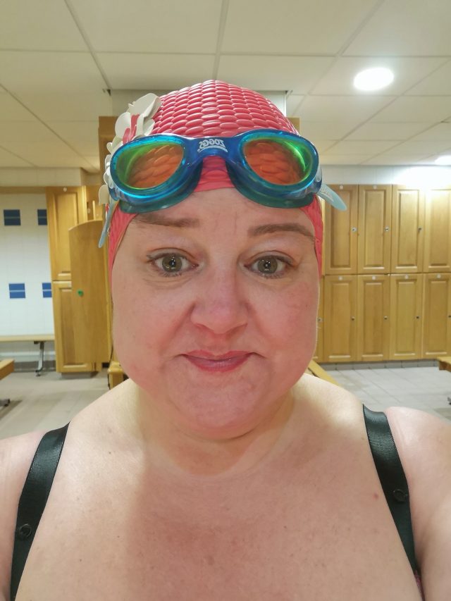 Swimming, Sponsored Swim, Raising Money, Fundraising, Knee Damage, Knee Issues, Mobility Issues, Chubby Mermaid, 