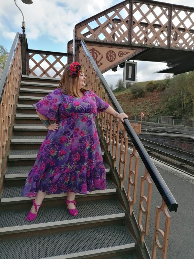 Taking Shape, Taking Shape UK, Plus Size Clothing, Plus Size Outfits, Plus Size Dresses, Plus Size Occasionwear, Plus Size Formal Wear. Plus Size Elegance, Size 24 Style, Severn Valley Railway, Vintage Style, Vintage Clothing, Plus Size Positive, Body Positive,