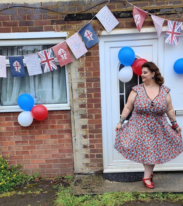 Jubilee Weekend, Jubilee, 70th Jubilee, Platinum Jubilee, Vintage Weekend, Vintage Style, Vintage Dress, Vintage Clothing, Vintage Style, Size 26 Style, Plus Size Clothing, Plus Size Style, Plus Size Dresses, Plus Size Looks