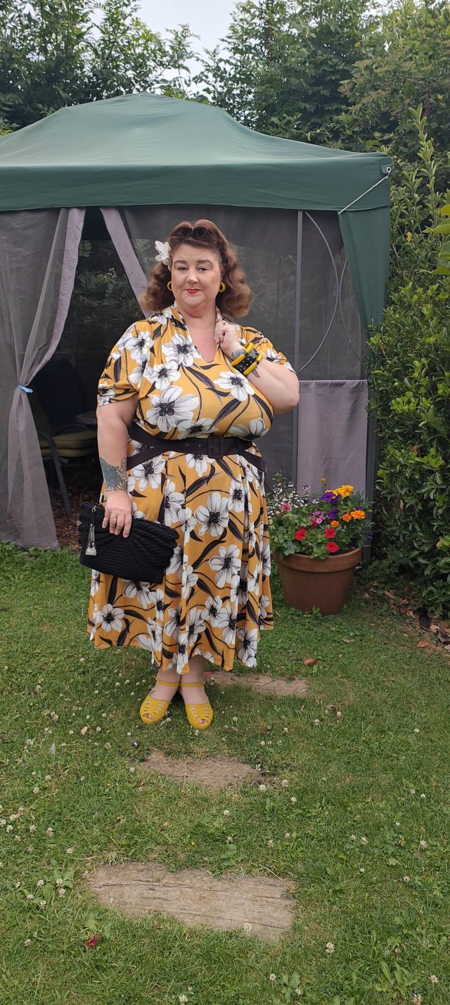 Miss Candyfloss, Boho Chic Clothing, Miss Candyfloss Dress, Vintage Style Dress, Vintage Styling, Size 26 Style, Plus Size Clothing, Plus Size Style, Plus Size Clothing, Plus Size Lifestyle, Floral Dress, Vintage Hair, Wet Set and Brush Out