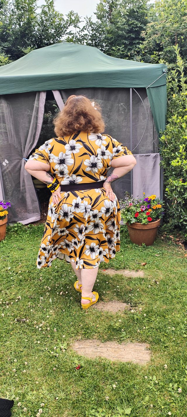 Miss Candyfloss, Boho Chic Clothing, Miss Candyfloss Dress, Vintage Style Dress, Vintage Styling, Size 26 Style, Plus Size Clothing, Plus Size Style, Plus Size Clothing, Plus Size Lifestyle, Floral Dress, Vintage Hair, Wet Set and Brush Out