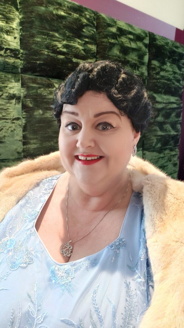 Vintage Events, Vintage Weekends, Vintage Breaks, Earl of Doncaster, Vintage Style, Vintage Clothing, Evening Gown, Ballgowns, Plus Size Clothing, Plus Size Vintage, Plus Size Fashion, Wigs, Fashion Wigs, Wig Wearer, Jessakae, Jessakae Dresses, Shein Clothing, Shein UK, Shein Gals, UK Short Breaks