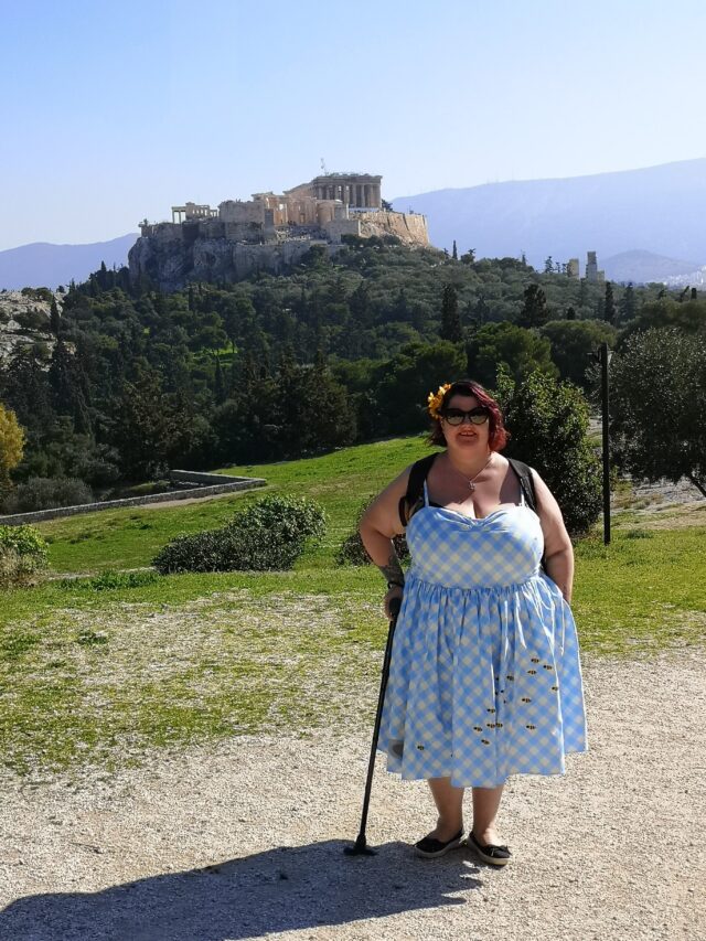 Wheelchair User, Walking Stick User, Mobility Issues, Disability, Knee Issues, Knee Replacement, Wheelchair Adventures, Neowalk, Neowalk sticks, Walking Canes, 